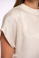 Esai Top