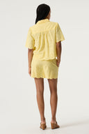 Gele Short