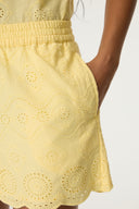 Gele Short