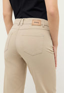 Basic Lara Jeans