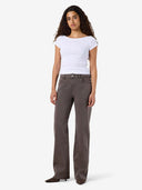 YOLANDA STRAIGHT FIT JEANS