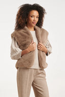 FAUX FUR GILET OPENSTAANDE KRAAG